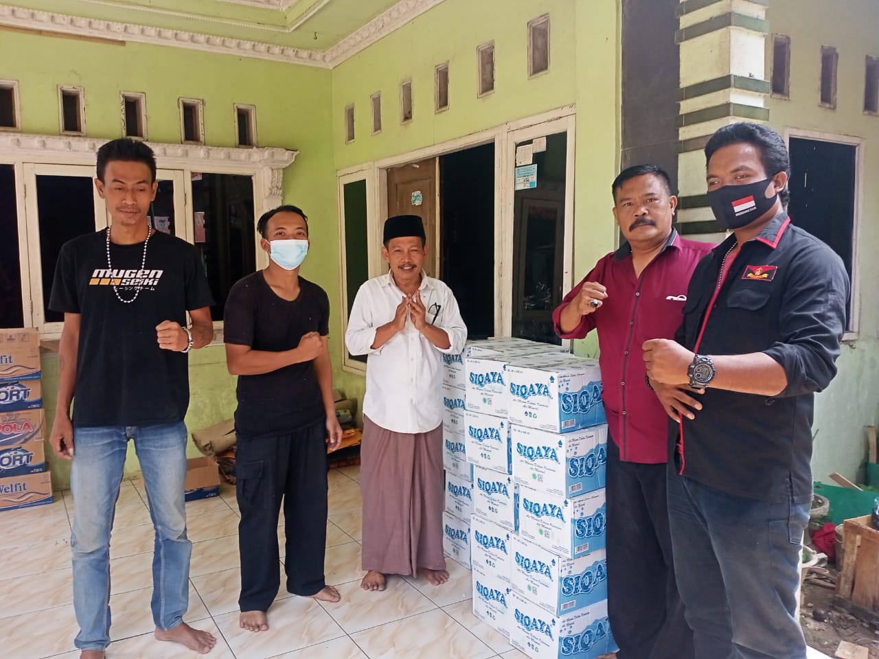 Pusat Distribusi Air Mineral Siqaya Banten